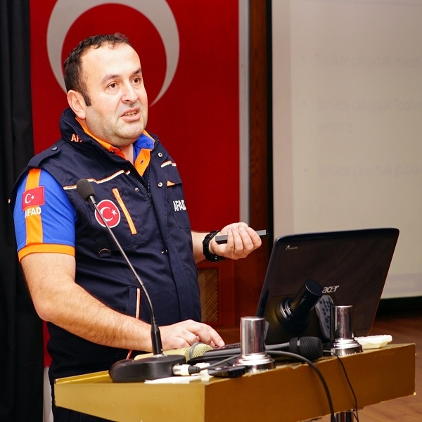 Dr. Suat TÜFEKÇİ